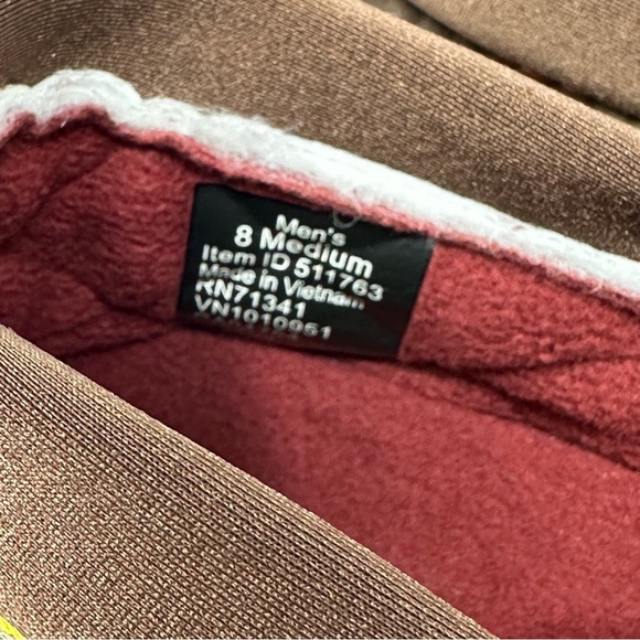 LL Bean Ultralight PrimaLoft Waterproof Winter Slippers main image 5